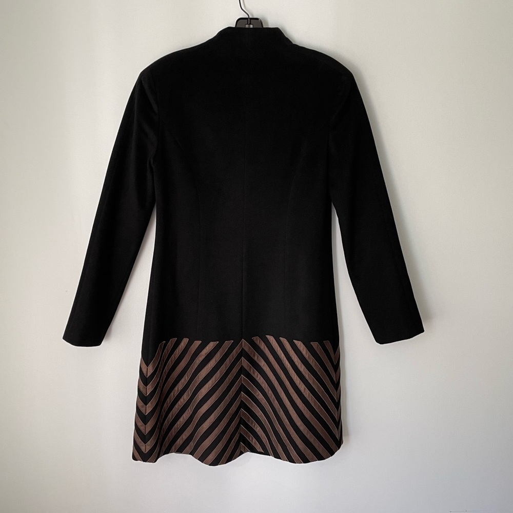 EUC ShanghaiTang cashmere coat with leather patches - Picture 2 of 7